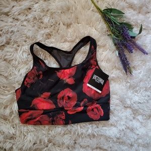 Victoria's Secret sports bra size medium